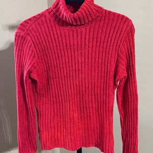 Vibrant Red Ribbed Turtleneck Sweater‎